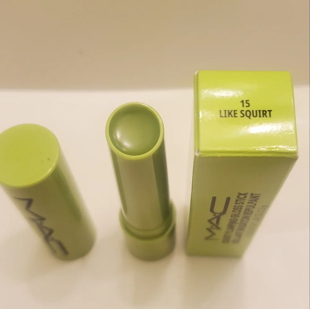 MAC Squirt Plumping Gloss Stick LIKE SQUIRT.